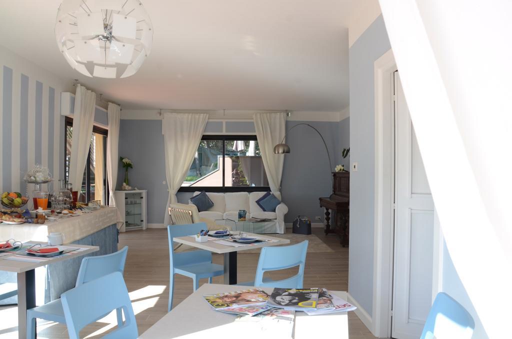 B&B Dodici Lune Andora ภายนอก รูปภาพ